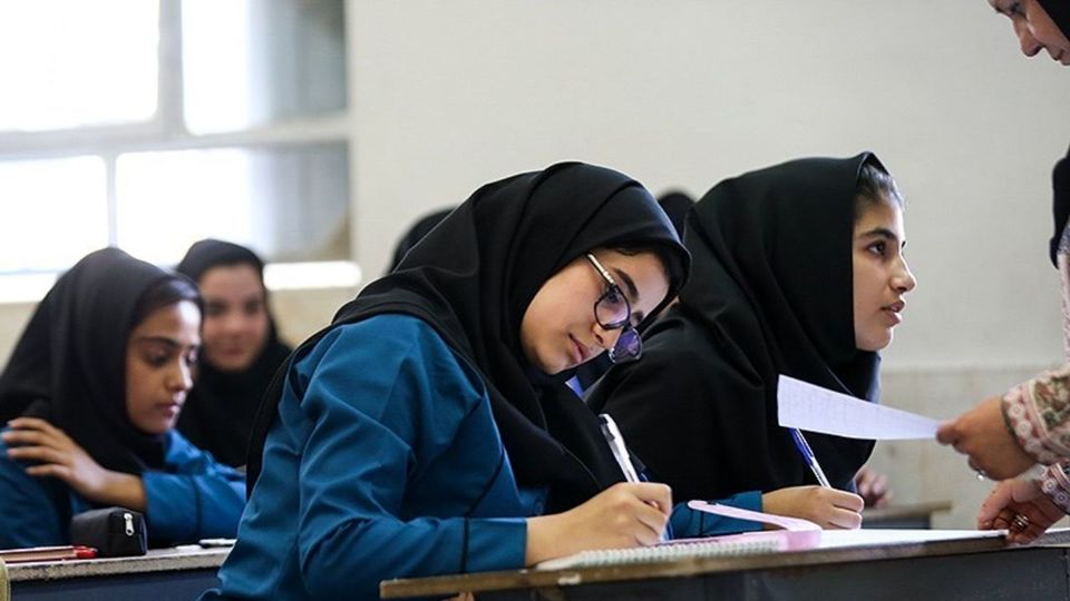 مافیای معدل پشتپرده آزمون مدارس؛ «قرار بود کمر مافیای کنکور را بشکنیم اما خودمان شکست خوردیم»