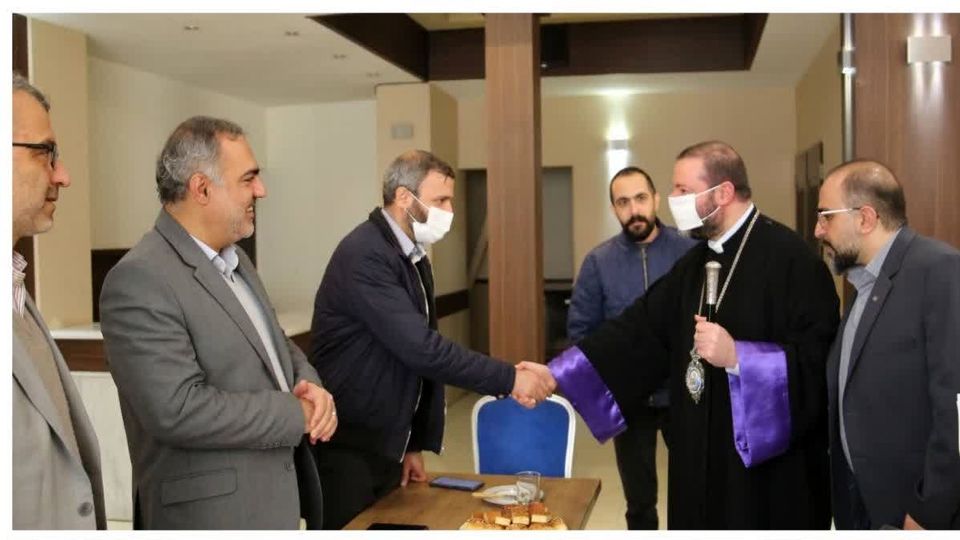 نگاه مدیریت استان رفع مشکلات و توسعه روزافزون به دور از نگاه قومی و قبیلهای است