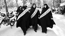 دشمن در فکر انتقام از بانوی با هویت ایرانی است