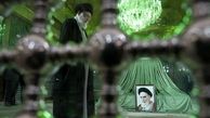 Leader attends mausoleum of Imam Khomeini