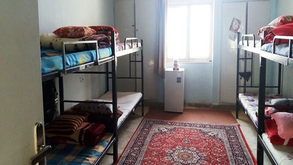 خوابگاه دانشجویی را نمی‌توان با قوانین پادگانی مدیریت کرد 