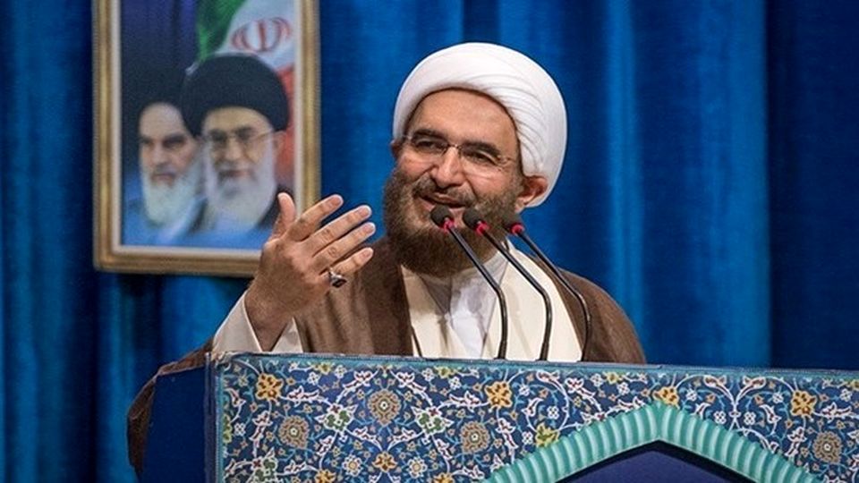 امام جمعه موقت تهران: فرصت همکاری با ایران را از دست ندهید