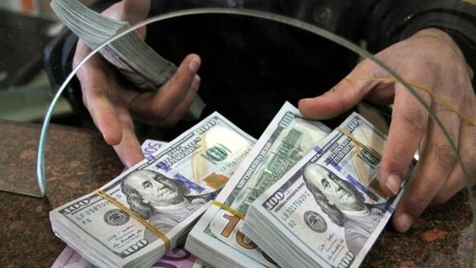 شرایط و سهمیه خرید دلار با کارت ملی